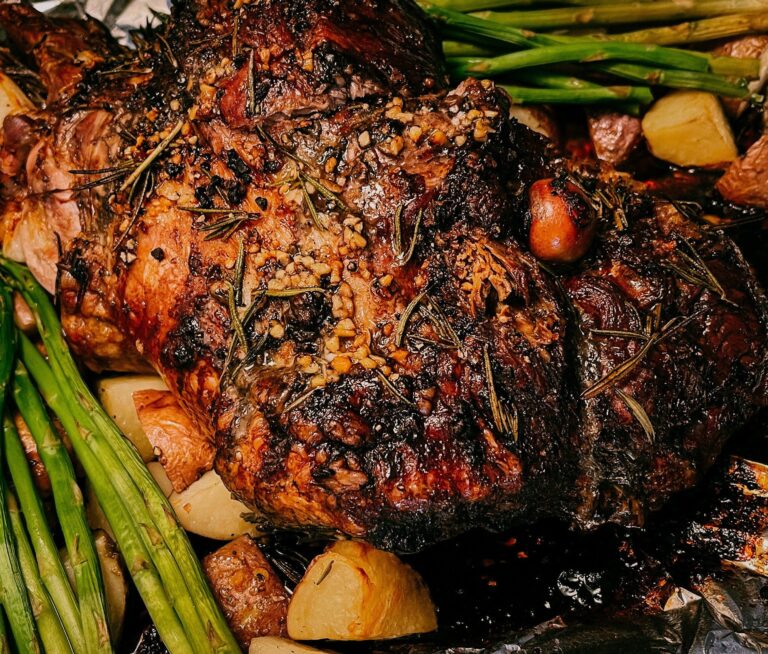 Αρνί Κοκορέτσι Αθήνα: 5 Εστιατόρια για Πάσχα 2026