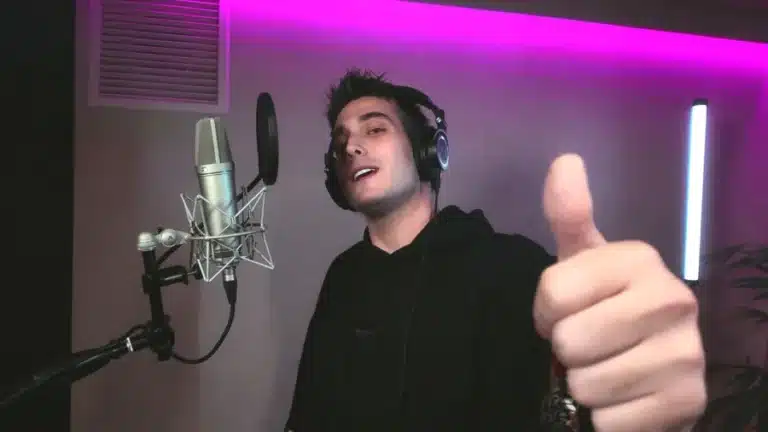 Γιώργος Κακοσαίος Και Εις Ανώτερα: Νέο Music Video