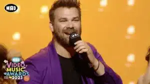 Γιώργος Σαμπάνης MAD VMA 2023: «Μόνο Με Σένα»