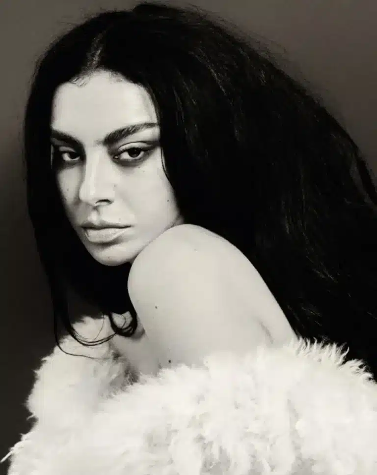 Charli XCX Rock Music: Αλήθεια για το νέο album 2026