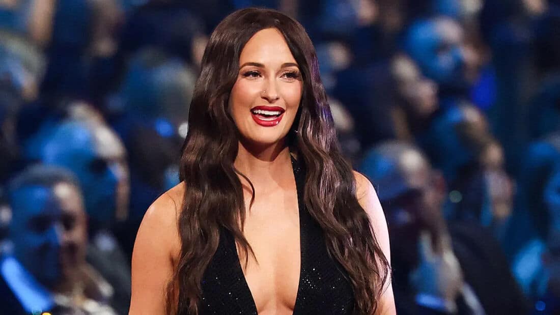Kacey Musgraves Middle of Nowhere Επιστροφή στην Country - Μουσικά Νέα Kacey Musgraves Middle of Nowhere: Επιστροφή στην Country