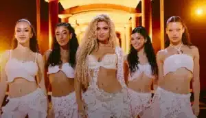 Antigoni JALLA Eurovision: Κυριαρχεί στα charts
