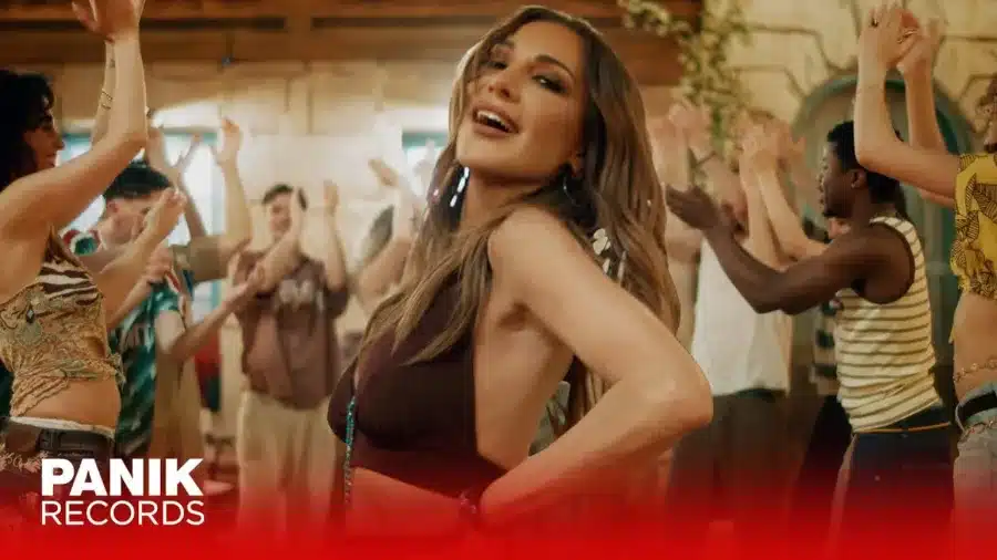 Δέσποινα Βανδή «Να μ' αγαπάς»: Το νέο balkan hit