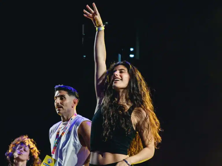 Μαρίνα Σπανού MAD VMA 2026: Indie-pop πρόβα εντυπώσεων