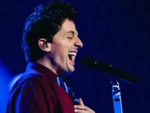 Charlie Puth ακυρώνει συναυλία: Προβλήματα υγείας