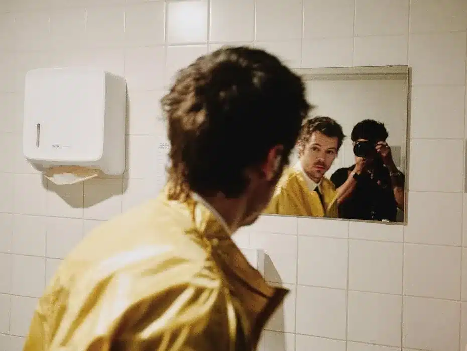 Harry Styles ξέχασε στίχους live - Fans τον έσωσαν